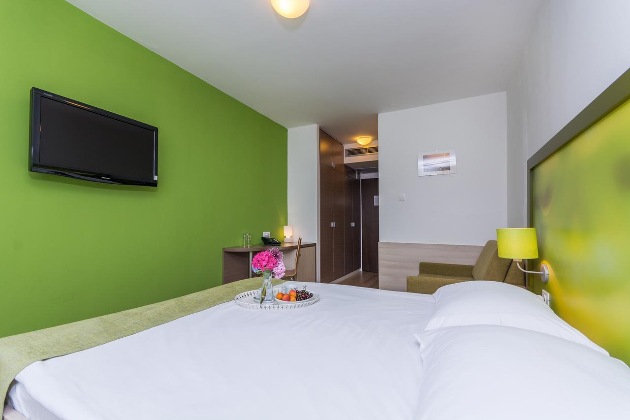 Hotel Vista Врсар Екстер'єр фото